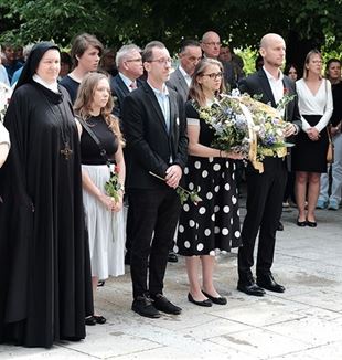 Eerbetoon aan de slachtoffers in het Kaunitz-Kolleg, Brno (Foto: Martin Groos)