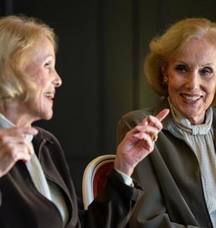 De tweeling Alice en Ellen Kessler (© Ansa/Lennart Preiss/dpa)