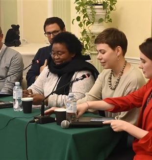 Ontmoeting met Alberto, Andrea en Rose uit Kampala (©Olga Dubjaghina)