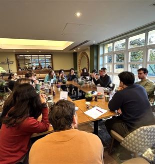 Een dialoog met de CLU-studenten