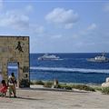 Op Lampedusa bidt paus Leo XIV voor de „Poort naar Europa“ (©Ansa/Ciro Fusco)