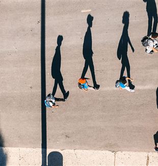 (© Tom Barrett unsplash)