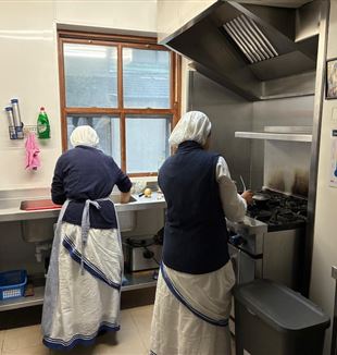 Dublin 2026. Zusters en vrijwilligers tijdens het charitatief werk bij de Missionaries of Charity. (Foto: Claudia Tempesta Soldini)